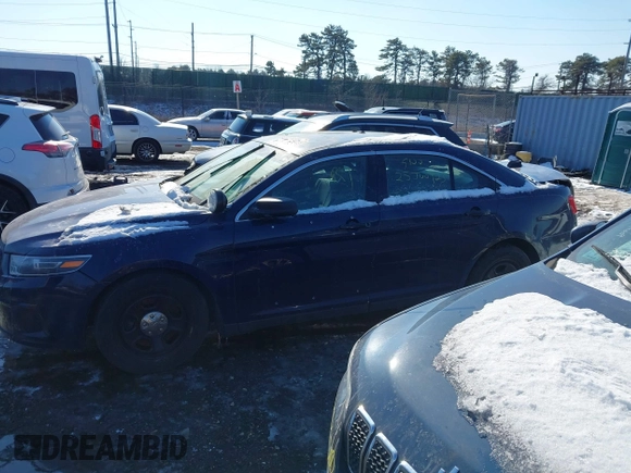 2017 Ford Police Interceptor с VIN 1FAHP2MT3HG126635, выставлен на аукционе IAAI как лот 41425901 с пробегом Не указан миль и . История ставок и продаж доступна на DreamBid. Изображение 13.