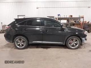 2013 Lexus RX 450h с VIN JTJBC1BA1D2451313, выставлен на аукционе IAAI как лот 41245894 с пробегом 69 007 миль миль и . История ставок и продаж доступна на DreamBid. Изображение 13.