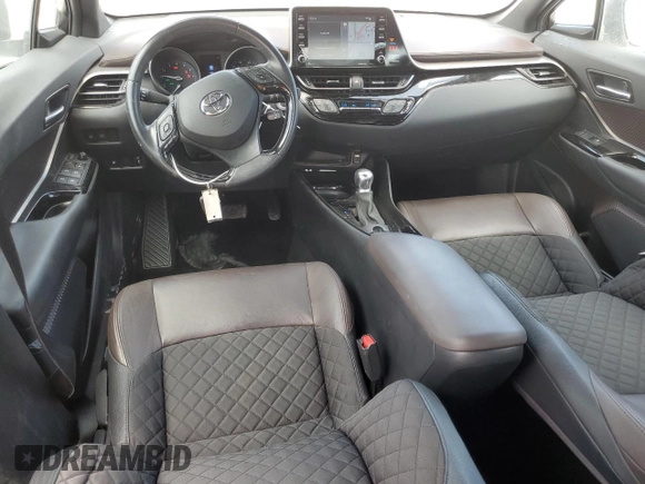 2019 Toyota C-HR XLE with VIN NMTKHMBX4KR100572, listed as a Copart auction lot 54371845 with 42,917 mi miles and Salvage Title. Bid and sale history available at DreamBid. Image 8.