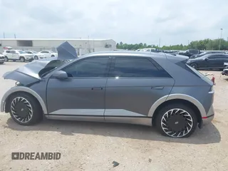 2023 Hyundai Ioniq 5 Limited z VIN KM8KRDAF4PU229790, wystawiony jako IAAI lot #42280664 z przebiegiem 14 902 mil mil oraz . Historia ofert i sprzedaży dostępna na DreamBid. Obrazek 15.
