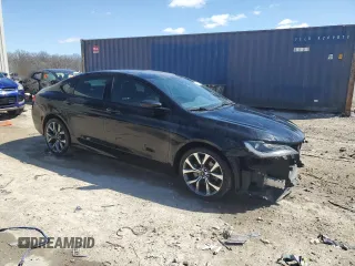 2015 Chrysler 200 S with VIN 1C3CCCBB7FN557539, listed as a Copart auction lot 52208975 with 169,877 mi miles and Clean Title. Bid and sale history available at DreamBid. Image 4.