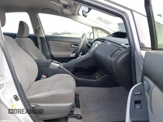 2015 Toyota Prius Four with VIN JTDKN3DUXF0482915, listed as a IAAI auction lot 41827372 with 125,830 mi miles. Bid and sale history available at carsss.com. Image 5.