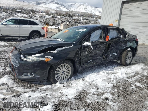 2013 Ford Fusion SE Hybrid with VIN 3FA6P0LU4DR379956, listed as a Copart auction lot 50746555 with Not Provided miles and Salvage Title. Bid and sale history available at carsss.com. Image 1.