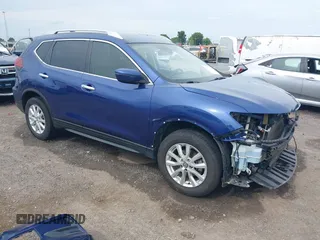 2020 Nissan Rogue SV z VIN JN8AT2MT4LW042639, wystawiony jako IAAI lot #42332896 z przebiegiem 62 966 mil mil oraz . Historia ofert i sprzedaży dostępna na DreamBid. Obrazek 1.