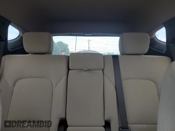 2018 Hyundai Santa Fe 2.4L z VIN 5XYZU3LB2JG537457, wystawiony jako Copart lot #56800005 z przebiegiem 97 344 mil mil oraz Szkoda całkowita • Salvage title. Historia ofert i sprzedaży dostępna na DreamBid. Obrazek 10.