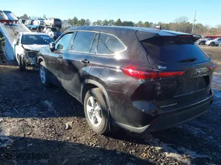 2021 Toyota Highlander L with VIN 5TDCZRBH3MS139620, listed as a IAAI auction lot 41397671 with 189,493 mi miles. Bid and sale history available at carsss.com. Image 3.