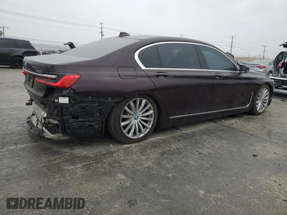 2020 BMW 7 Series 740i with VIN WBA7T2C04LCD14332, listed as a Copart auction lot 48348235 with 68,401 mi miles and Salvage title. Bid and sale history available at DreamBid. Image 3.