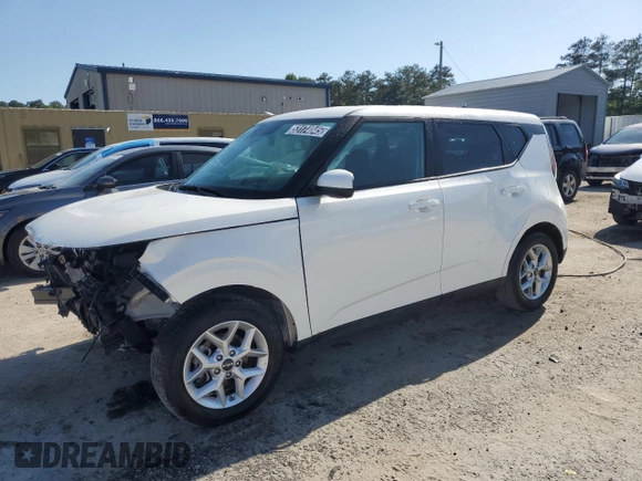 2025 Kia Soul LX with VIN KNDJ23AU2S7931921, listed as a Copart auction lot 53174045 with 11,324 mi miles and Salvage Title. Bid and sale history available at carsss.com. Image 1.