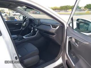 2020 Toyota RAV4 XLE with VIN 2T3P1RFV6LC125623, listed as a IAAI auction lot 42510076 with 46,530 mi miles and . Bid and sale history available at DreamBid. Image 5.