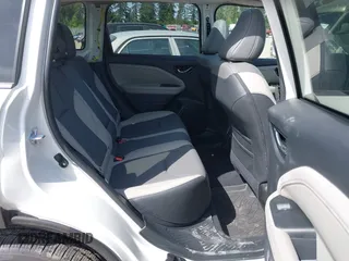 2025 Subaru Forester Limited с VIN JF2SLDRC7SH483870, выставлен на аукционе IAAI как лот 42164753 с пробегом 1 538 миль миль и . История ставок и продаж доступна на DreamBid. Изображение 8.