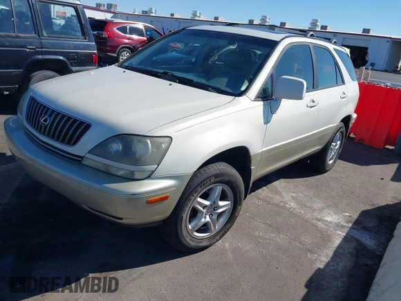 1999 Lexus RX 300 z VIN JT6GF10U9X0015877, wystawiony jako IAAI lot #41666610 z przebiegiem Nie podano mil oraz . Historia ofert i sprzedaży dostępna na DreamBid. Obrazek 2.