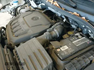 2020 Volkswagen Tiguan SE с VIN 3VV2B7AX6LM057250, выставлен на аукционе IAAI как лот 43351285 с пробегом 107 810 миль миль и . История ставок и продаж доступна на DreamBid. Изображение 19.