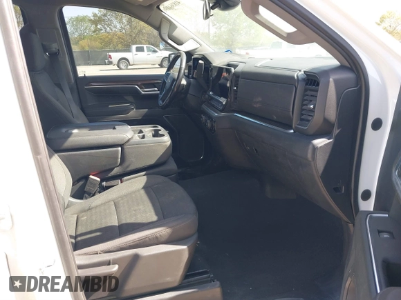 2022 Chevrolet Silverado 1500 LT with VIN 1GCPACEK2NZ635571, listed as a IAAI auction lot 41836489 with 63,875 mi miles. Bid and sale history available at carsss.com. Image 5.