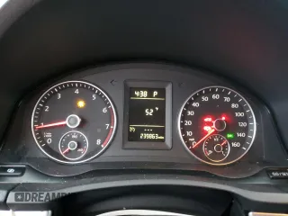 2010 Volkswagen Jetta Limited Edition z VIN 3VWAZ7AJXAM122581, wystawiony jako Copart lot #85337574 z przebiegiem 239 863 mil mil oraz Szkoda całkowita • Salvage title. Historia ofert i sprzedaży dostępna na DreamBid. Obrazek 9.