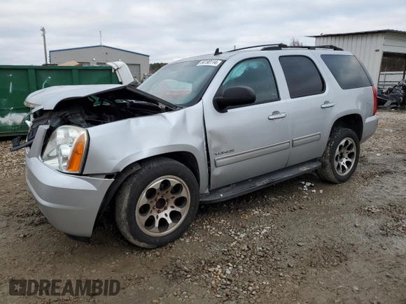 2013 GMC Yukon SLE with VIN 1GKS1AE03DR171528, listed as a Copart auction lot 84190114 with 0 mi miles and Salvage Title. Bid and sale history available at carsss.com. Image 1.