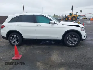 2020 Mercedes-Benz GLC with VIN W1N0G8DB6LF801516, listed as a IAAI auction lot 41902240 with 67,119 mi miles. Bid and sale history available at carsss.com. Image 13.