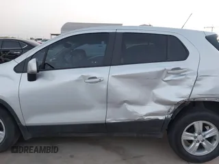 2020 Chevrolet Trax LS with VIN 3GNCJKSB0LL317926, listed as a IAAI auction lot 41802701 with 58,569 mi miles. Bid and sale history available at carsss.com. Image 14.