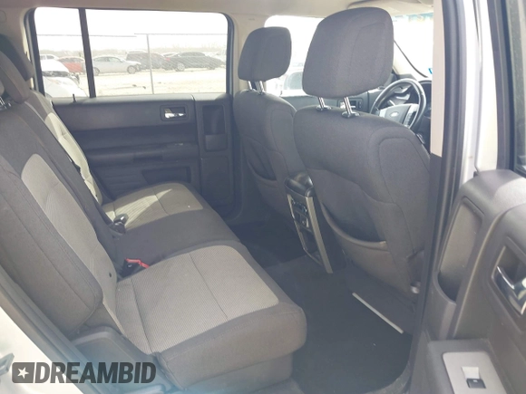 2011 Ford Flex SE with VIN 2FMGK5BC2BBD23332, listed as a IAAI auction lot 41733455 with 204,104 mi miles. Bid and sale history available at carsss.com. Image 8.