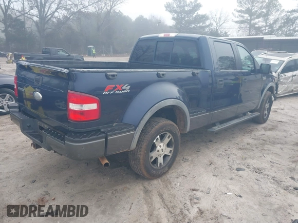 2006 Ford F-150 XLT with VIN 1FTPW04536KC60389, listed as a IAAI auction lot 41137982 with 218,741 mi miles. Bid and sale history available at carsss.com. Image 4.