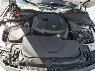 2017 BMW 4 Series 430i z VIN WBA4R7C54HK876462, wystawiony jako Copart lot #87043515 z przebiegiem 144 078 mil mil oraz Czysty tytuł • Clean title. Historia ofert i sprzedaży dostępna na DreamBid. Obrazek 13.