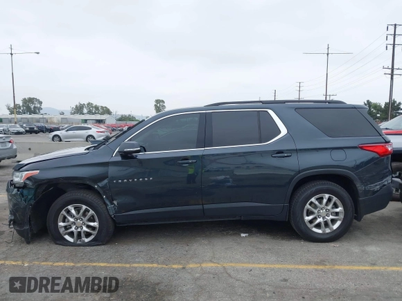 2020 Chevrolet Traverse LT Cloth with VIN 1GNERGKWXLJ320261, listed as a IAAI auction lot 42094336 with 51,063 mi miles. Bid and sale history available at carsss.com. Image 15.