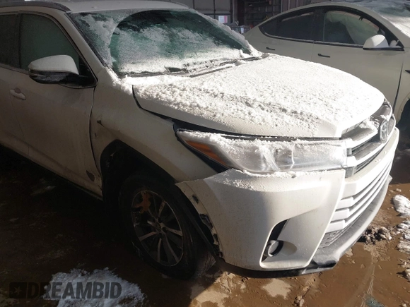 2019 Toyota Highlander SE z VIN 5TDJZRFH5KS572144, wystawiony jako IAAI lot #41335858 z przebiegiem 22 692 mil mil oraz . Historia ofert i sprzedaży dostępna na DreamBid. Obrazek 6.