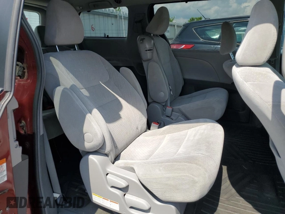2015 Toyota Sienna LE AAS with VIN 5TDKK3DC7FS600464, listed as a Copart auction lot 61385735 with 159,748 mi miles and Clean title. Bid and sale history available at DreamBid. Image 11.