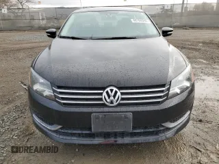 2015 Volkswagen Passat 1.8T Wolfsburg Ed with VIN 1VWAT7A30FC005085, listed as a Copart auction lot 48760945 with 173,967 mi miles and Clean Title. Bid and sale history available at carsss.com. Image 5.