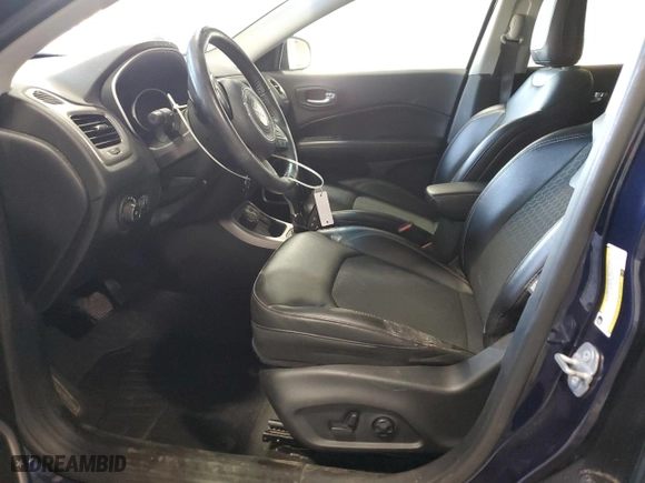 2018 Jeep Compass Latitude with VIN 3C4NJDBB4JT250046, listed as a Copart auction lot 76878004 with 100,044 mi miles and Salvage Title. Bid and sale history available at carsss.com. Image 7.