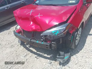 2018 Toyota Corolla L с VIN 2T1BURHE4JC970426, выставлен на аукционе IAAI как лот 42582364 с пробегом 102 944 миль миль и . История ставок и продаж доступна на DreamBid. Изображение 6.
