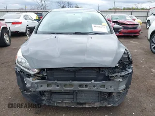2016 Ford Focus SE with VIN 1FADP3F21GL324547, listed as a IAAI auction lot 41860377 with 39,410 mi miles. Bid and sale history available at carsss.com. Image 12.