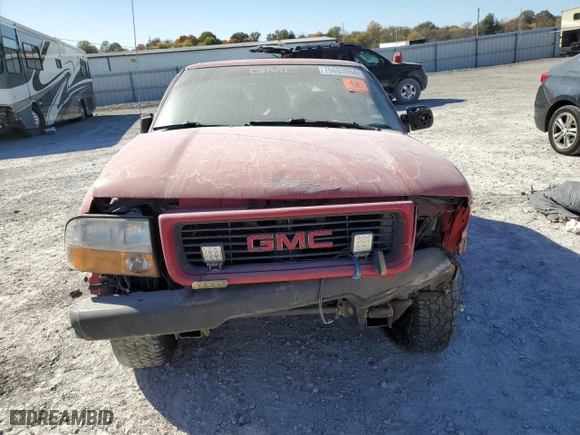 2001 GMC Sonoma SLS w/1SF Pkg with VIN 1GTCS195318130532, listed as a Copart auction lot 76083064 with 0 mi miles and Salvage Title. Bid and sale history available at carsss.com. Image 5.