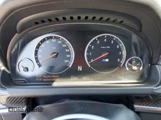 2015 BMW M6 z VIN WBSLX9C58FD160609, wystawiony jako Copart lot #56992535 z przebiegiem 52 324 mil mil oraz Tytuł czysty. Historia ofert i sprzedaży dostępna na DreamBid. Obrazek 9.