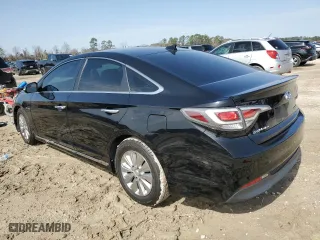 2017 Hyundai Sonata Hybrid SE with VIN KMHE24L14HA060375, listed as a Copart auction lot 45228695 with 138,232 mi miles and Salvage Title. Bid and sale history available at carsss.com. Image 2.
