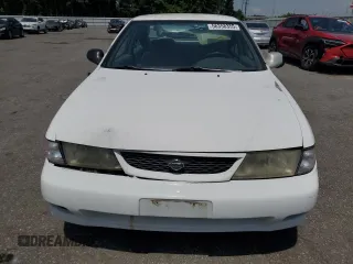 1998 Nissan Sentra XE with VIN 1N4AB41D0WC758845, listed as a Copart auction lot 56358355 with 112,545 mi miles and Salvage title. Bid and sale history available at DreamBid. Image 5.
