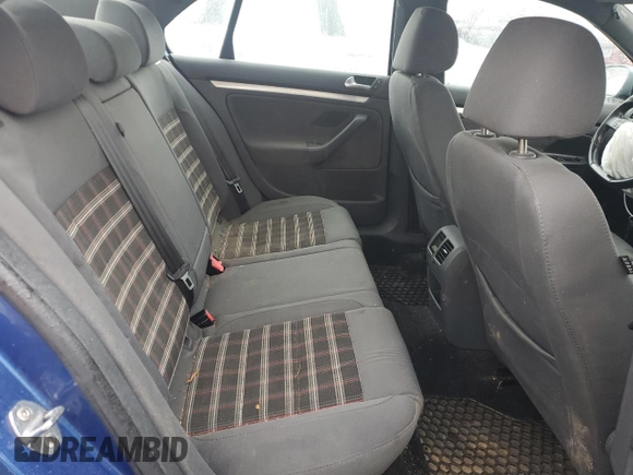 2008 Volkswagen Jetta GLI z VIN 3VWDJ71K28M076994, wystawiony jako Copart lot #45211155 z przebiegiem 165 838 mil mil oraz Szkoda całkowita • Salvage title. Historia ofert i sprzedaży dostępna na DreamBid. Obrazek 10.