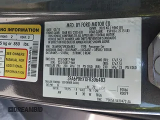 2015 Ford Fusion SE with VIN 3FA6P0H7XFR306483, listed as a IAAI auction lot 42033062 with 159,922 mi miles and . Bid and sale history available at DreamBid. Image 9.