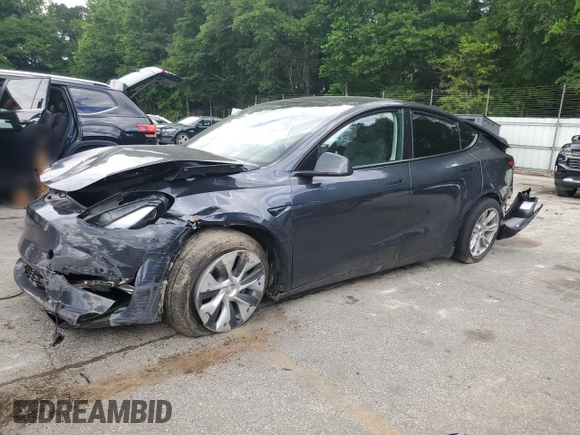 2024 Tesla Model Y Long Range с VIN 7SAYGDEE7RA271520, выставлен на аукционе Copart как лот 56526025 с пробегом 28 745 миль миль и Списание • Salvage title. История ставок и продаж доступна на DreamBid. Изображение 1.
