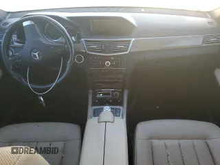 2010 Mercedes-Benz E-Class E 550 Luxury with VIN WDDHF9AB0AA257716, listed as a Copart auction lot 74117034 with 0 mi miles and Salvage Title. Bid and sale history available at carsss.com. Image 8.