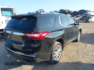 2021 Chevrolet Traverse Premier with VIN 1GNEVKKW8MJ227805, listed as a IAAI auction lot 41491736 with 30,323 mi miles. Bid and sale history available at carsss.com. Image 4.