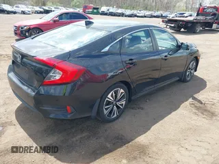 2017 Honda Civic EX-L z VIN 2HGFC1F72HH647147, wystawiony jako IAAI lot #42064784 z przebiegiem 139 893 mil mil oraz . Historia ofert i sprzedaży dostępna na DreamBid. Obrazek 4.
