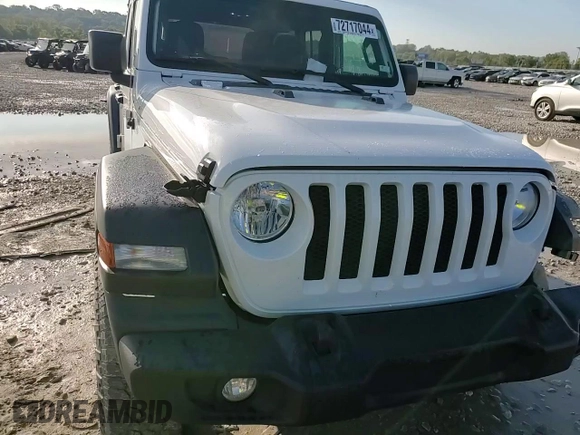 2022 Jeep Wrangler Unlimited Sport with VIN 1C4HJXDNXNW132525, listed as a Copart auction lot 72717044 with 23,215 mi miles and Salvage Title. Bid and sale history available at DreamBid. Image 11.