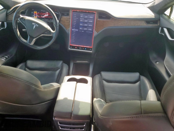 2021 Tesla Model S Long Range Plus z VIN 5YJSA1E2XMF427425, wystawiony jako Copart lot #61996075 z przebiegiem 73 786 mil mil oraz Szkoda całkowita • Salvage title. Historia ofert i sprzedaży dostępna na DreamBid. Obrazek 8.