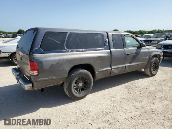 2002 Dodge Dakota with VIN 1B7GL12X32S716758, listed as a Copart auction lot 61710754 with 265,494 mi miles and Salvage Title. Bid and sale history available at carsss.com. Image 3.