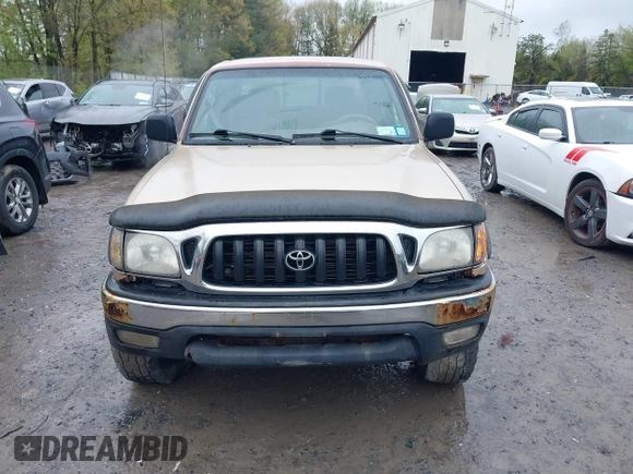2001 Toyota Tacoma with VIN 5TEHN72N01Z763241, listed as a IAAI auction lot 42185436 with 225,757 mi miles and . Bid and sale history available at carsss.com. Image 12.