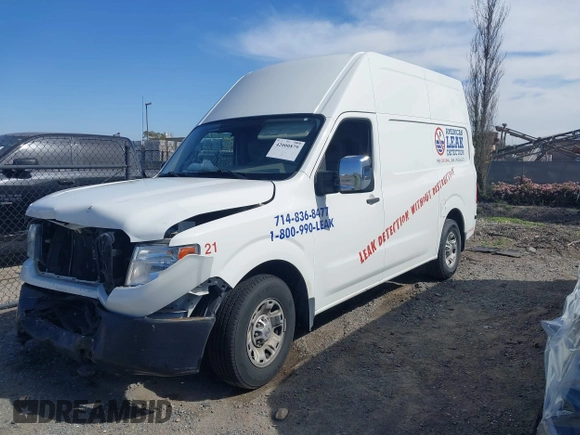 2015 Nissan NV S with VIN 1N6AF0LX6FN801701, listed as a IAAI auction lot 42000879 with 205,326 mi miles. Bid and sale history available at carsss.com. Image 17.