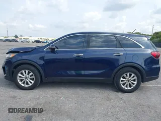 2019 Kia Sorento LX V6 with VIN 5XYPG4A57KG490476, listed as a IAAI auction lot 41867031 with 122,606 mi miles. Bid and sale history available at carsss.com. Image 14.