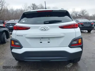 2021 Hyundai Kona SEL with VIN KM8K22AA8MU602483, listed as a IAAI auction lot 41450400 with 34,628 mi miles. Bid and sale history available at carsss.com. Image 17.