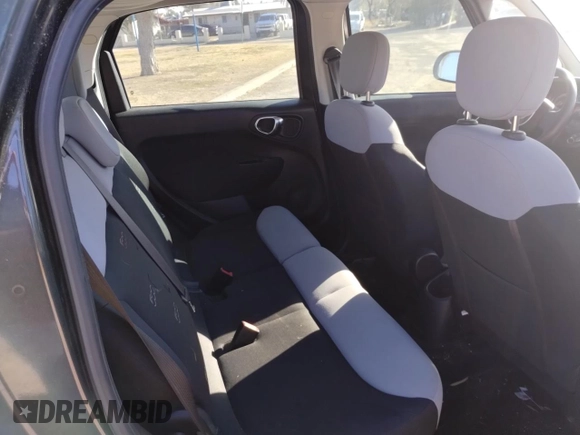 2014 FIAT 500L Pop z VIN ZFBCFAAH1EZ000178, wystawiony jako Copart lot #89201995 z przebiegiem 48 071 mil mil oraz Czysty tytuł • Clean title. Historia ofert i sprzedaży dostępna na DreamBid. Obrazek 6.