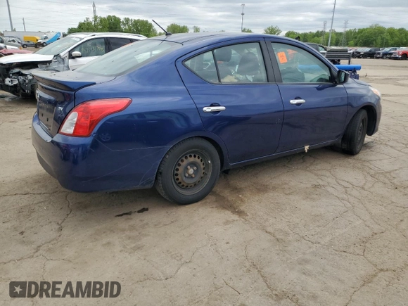 2019 Nissan Versa SV z VIN 3N1CN7AP7KL878228, wystawiony jako Copart lot #57485445 z przebiegiem Nie podano mil oraz Czysty tytuł • Clean title. Historia ofert i sprzedaży dostępna na DreamBid. Obrazek 3.